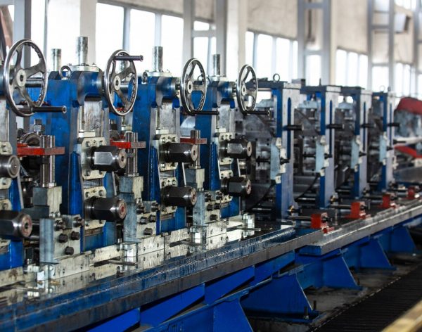 machines-industrial-building_140725-7605